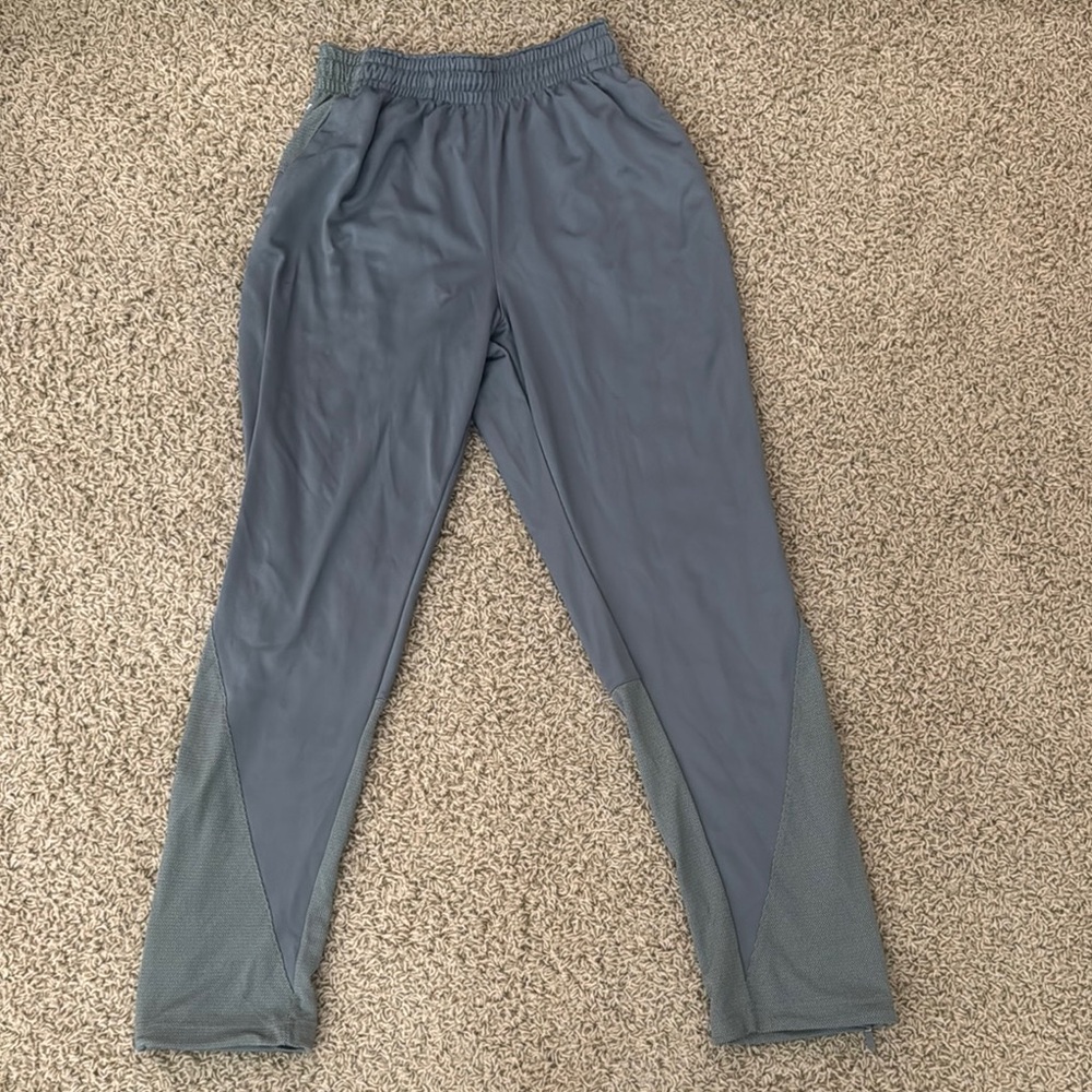 Nike Men’s Dri-Fit Gray Sweatpants for Men